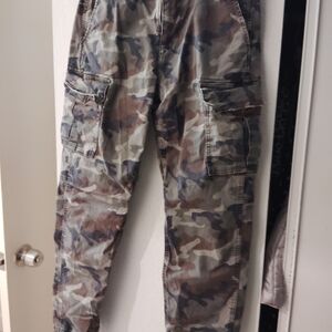 American Eagle Camouflage Pants